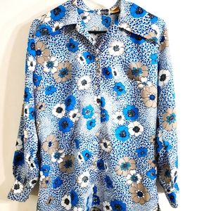 Vintage 60s 70s Sue Ann of Dallas Floral Button up